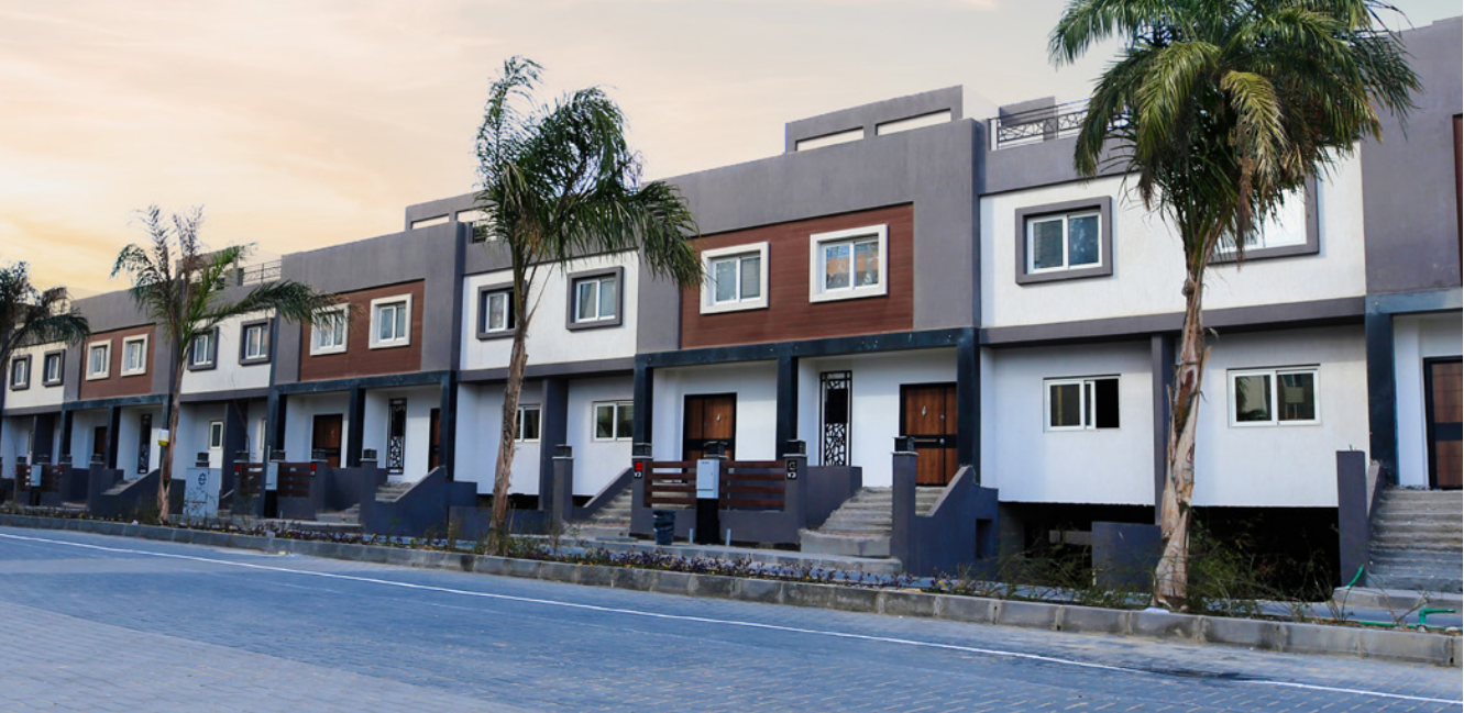 Town House, 4 BR in Rock Eden