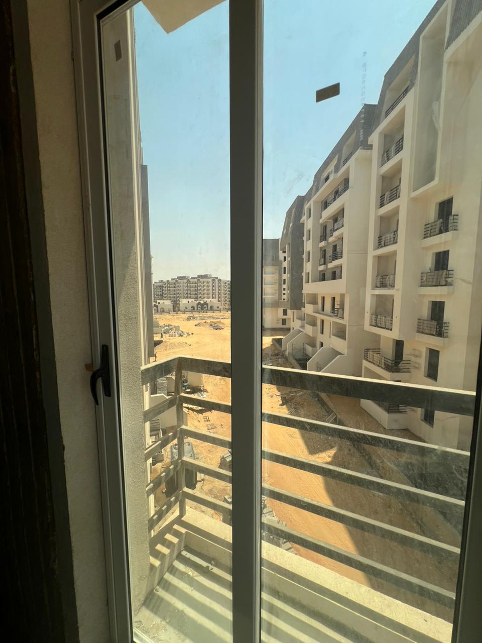 عيادة في مدينتي — RE-28190