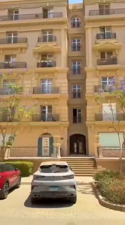 شقة في هايد بارك — RE-24105