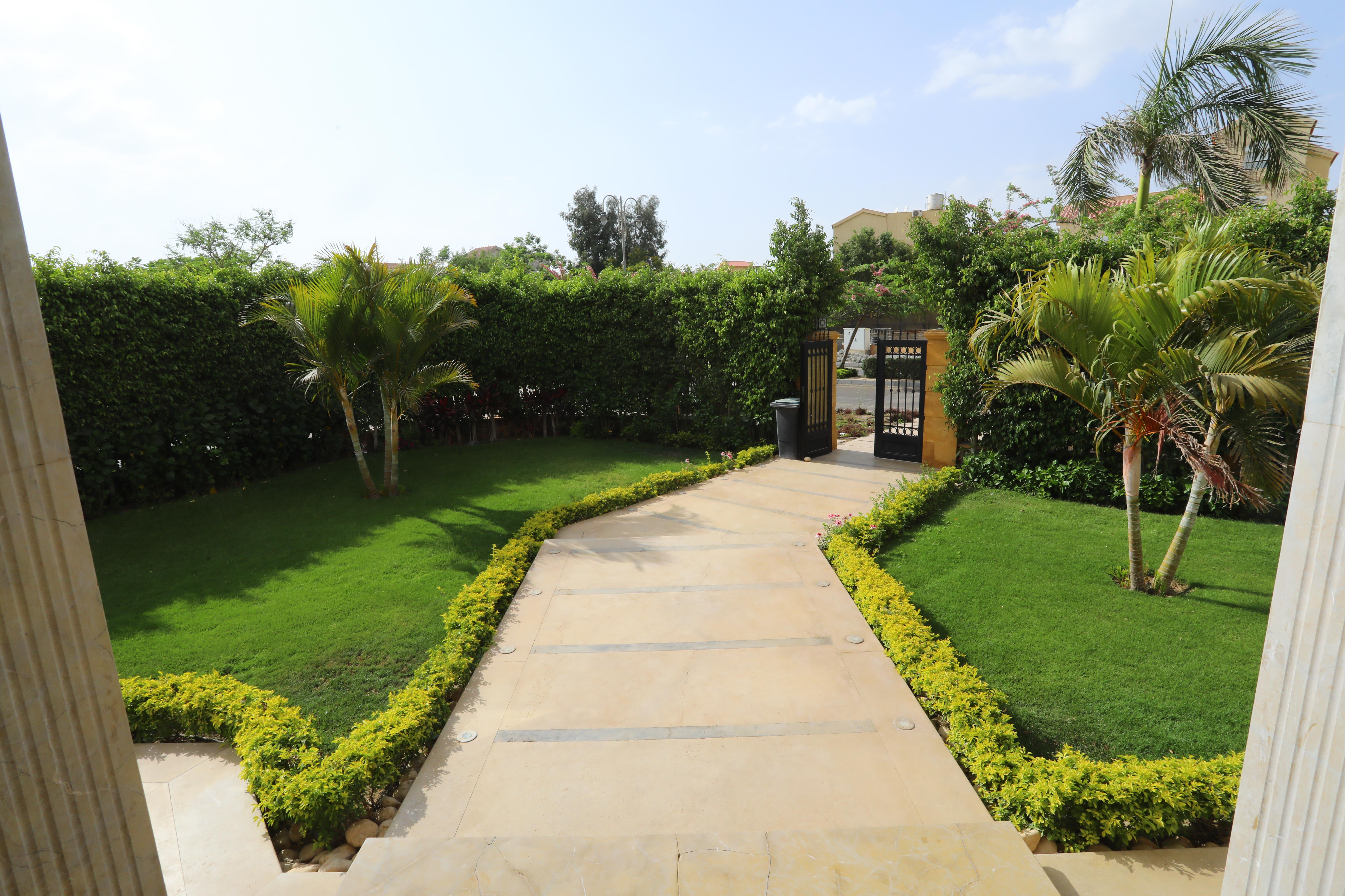 5-Bedroom Villa