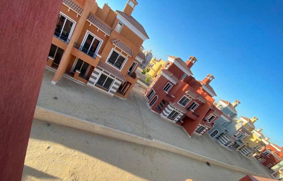 3-Bedroom Twin House