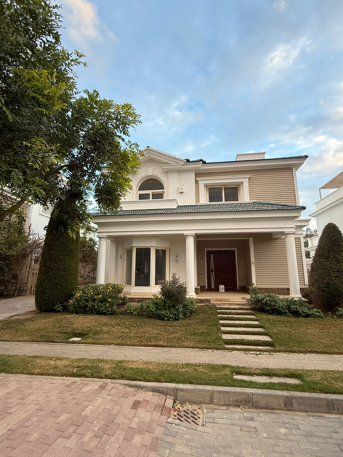 5-Bedroom Villa
