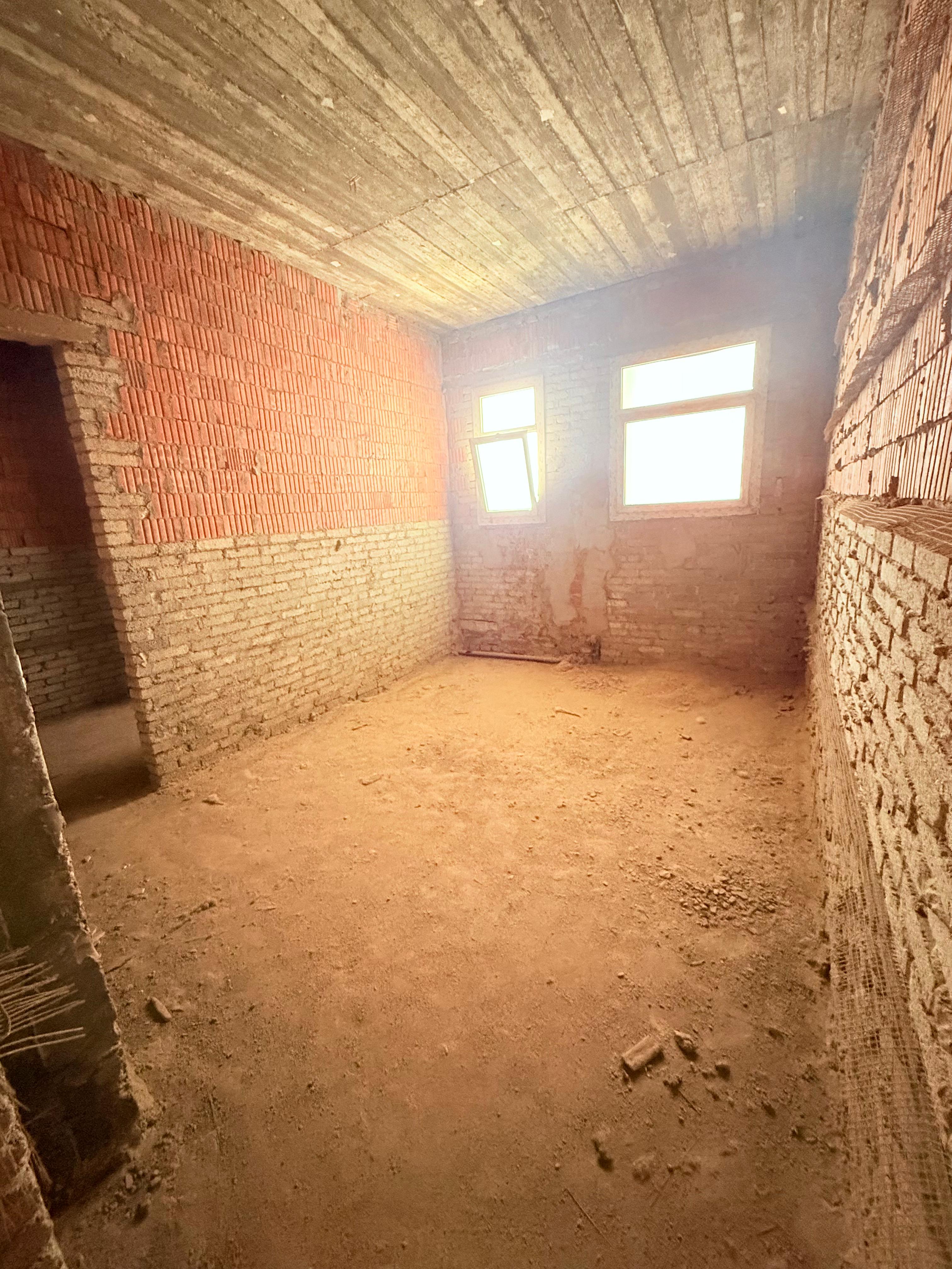 3-Bedroom Apartment