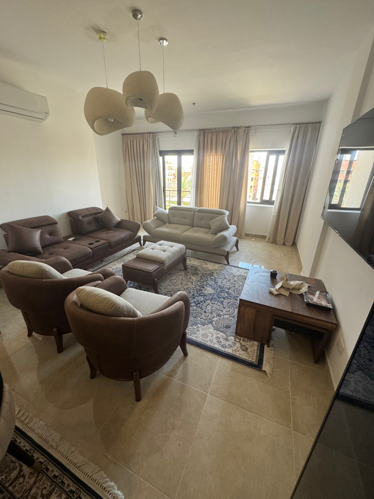 3-Bedroom Apartment