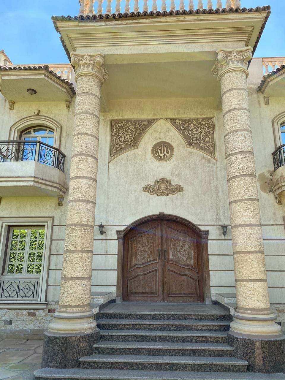 5-Bedroom Villa