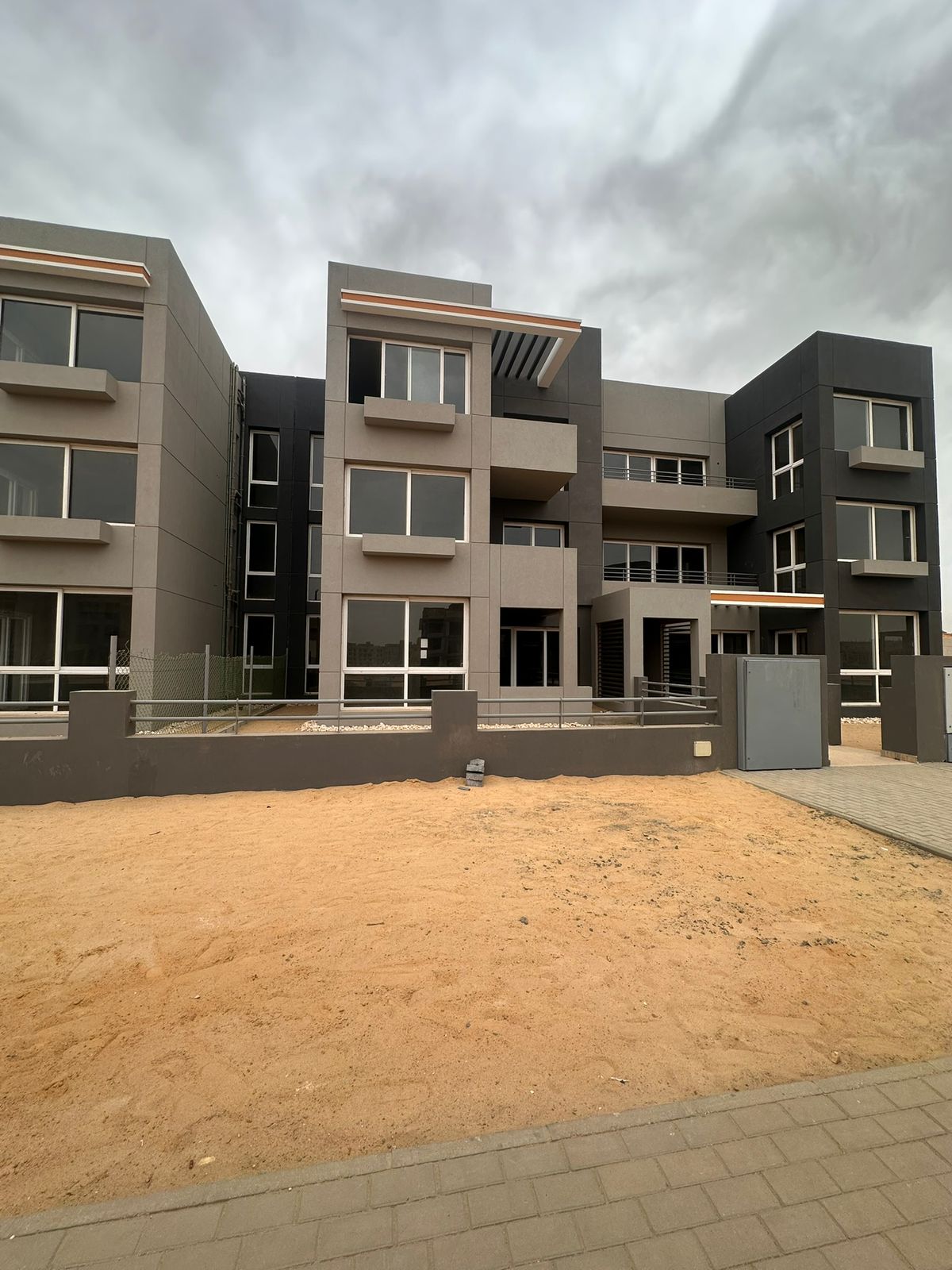 3-Bedroom Apartment