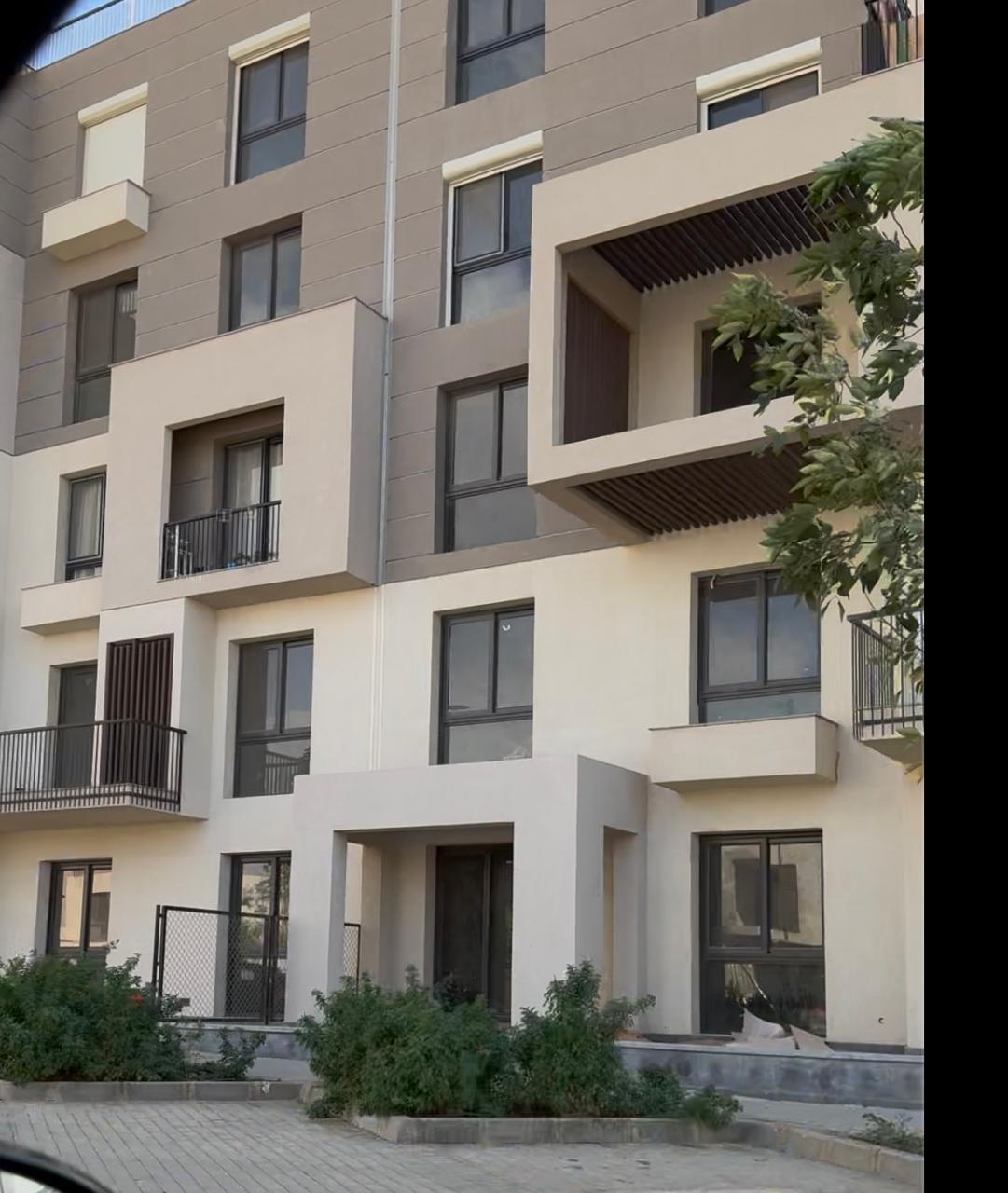 3-Bedroom Apartment