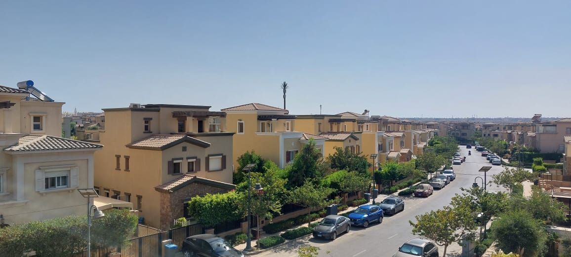 Villa, 4 BR in Mivida