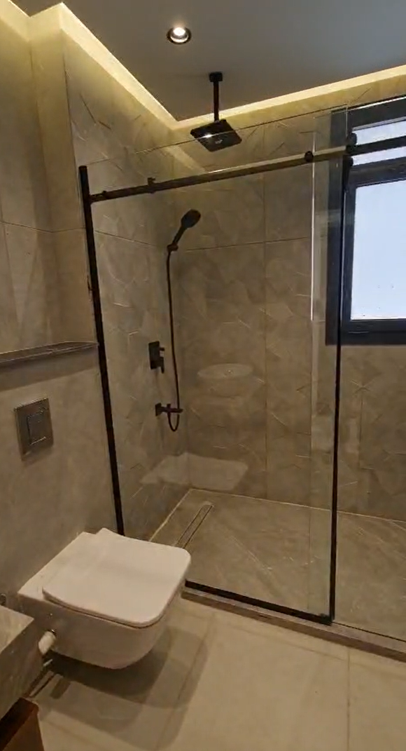 3-Bedroom Apartment
