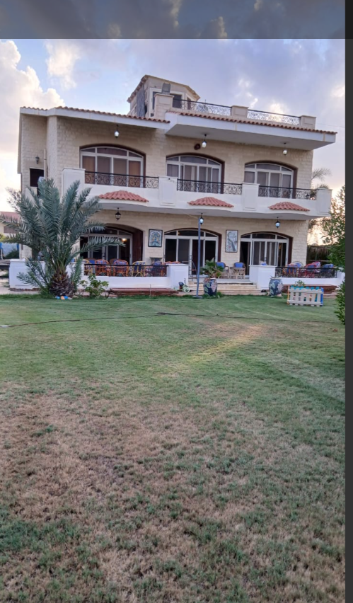 8-Bedroom Villa