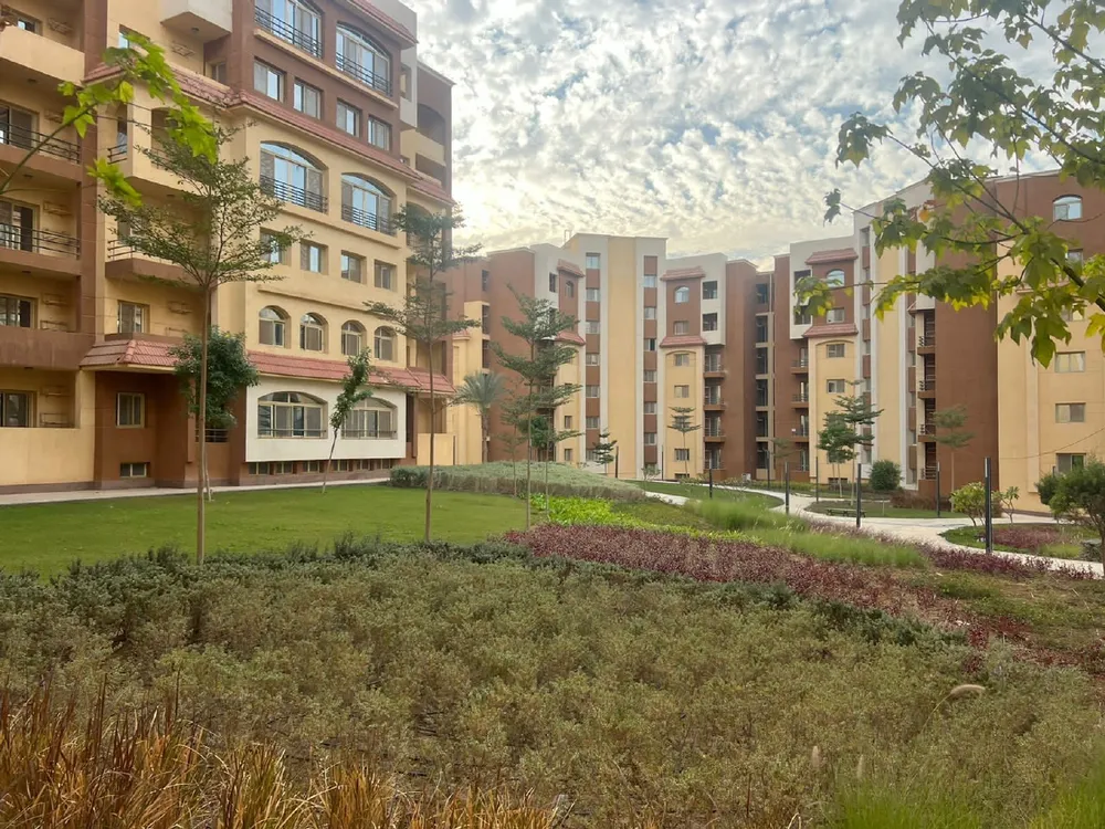 3-Bedroom Apartment