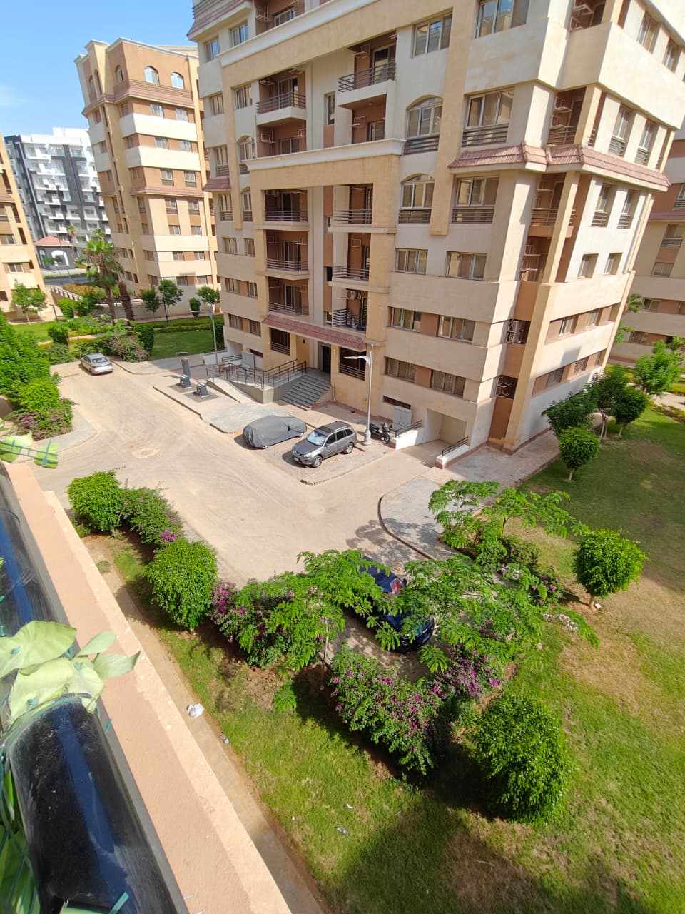 3-Bedroom Apartment