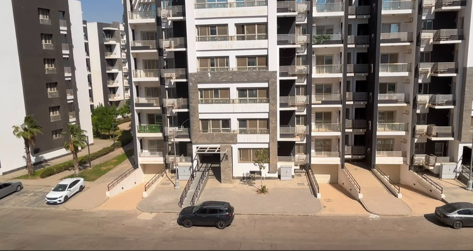 3-Bedroom Apartment