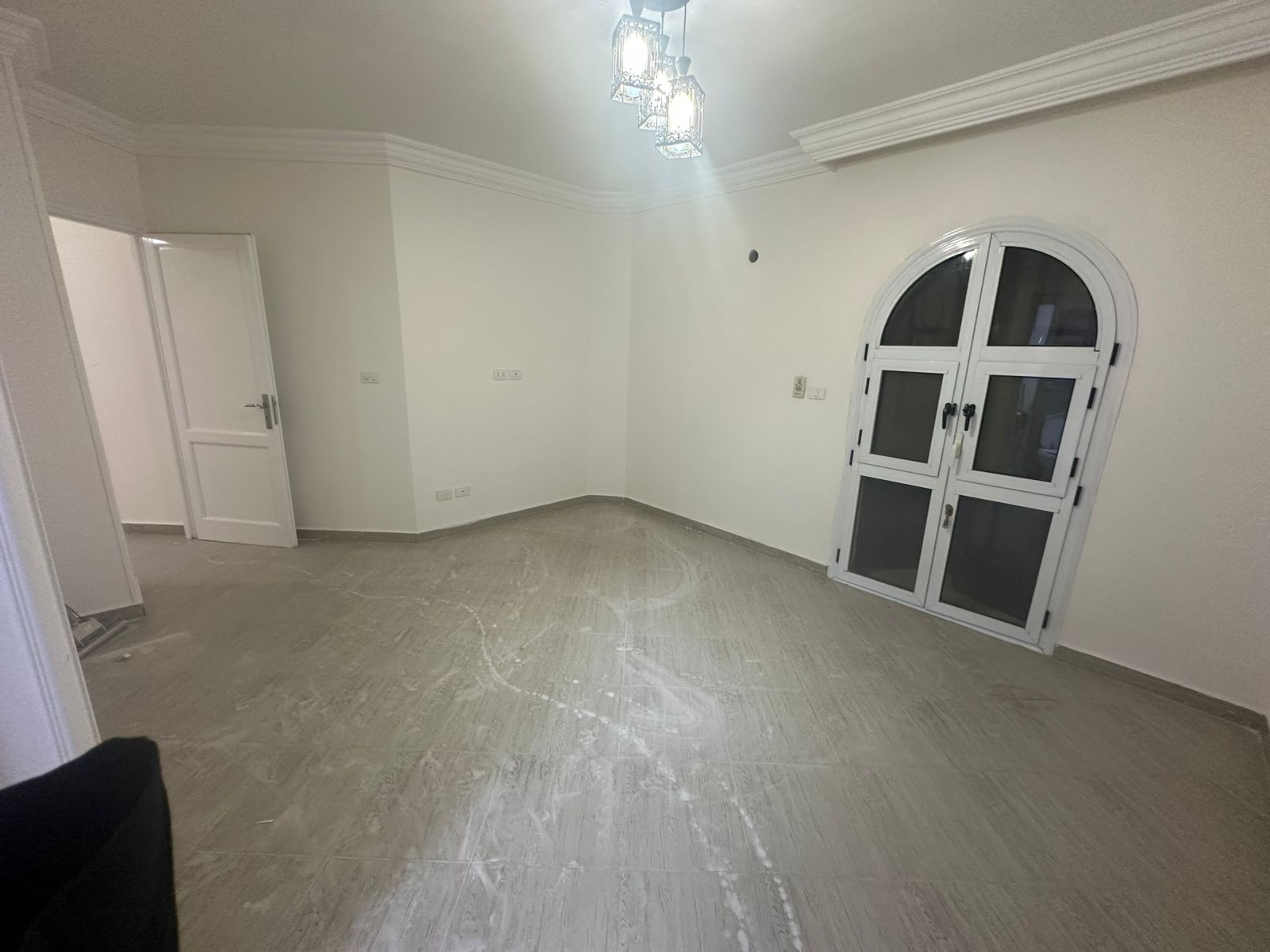 3-Bedroom Apartment