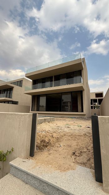 6-Bedroom Villa