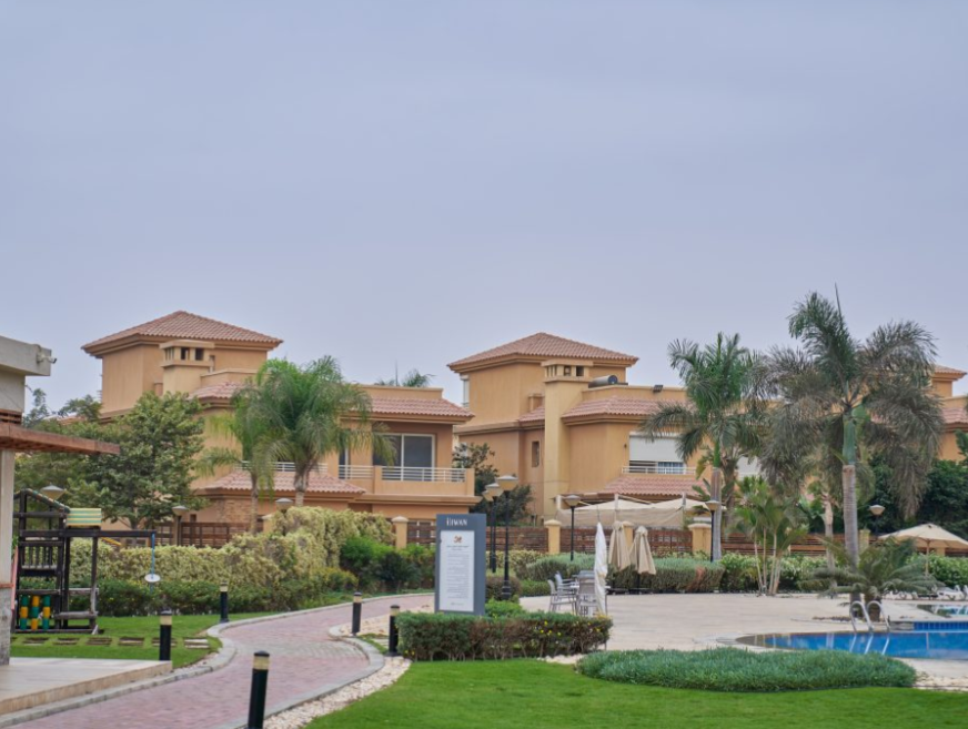 Twin House, 5 BR in Jeera