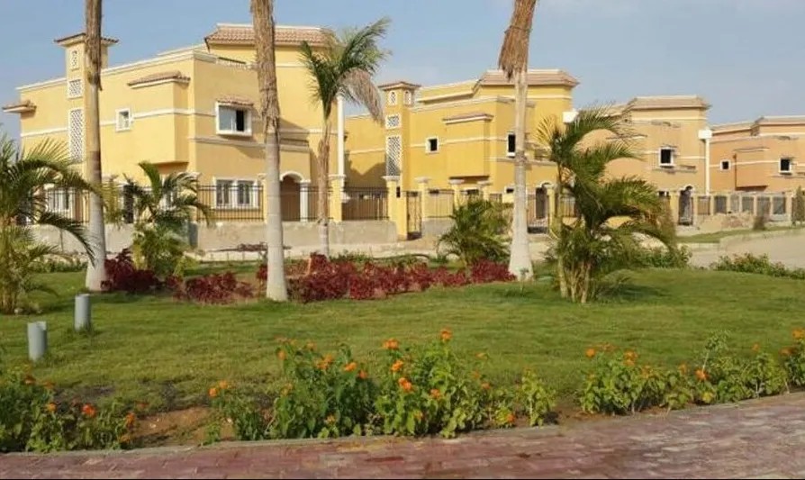 Town House, 4 BR in El Shorouk Springs