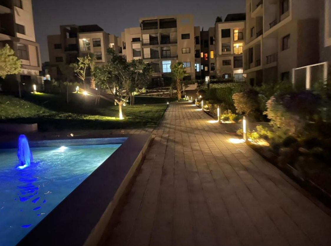 Apartment, 1 BR in Fifth Square Al Marasem
