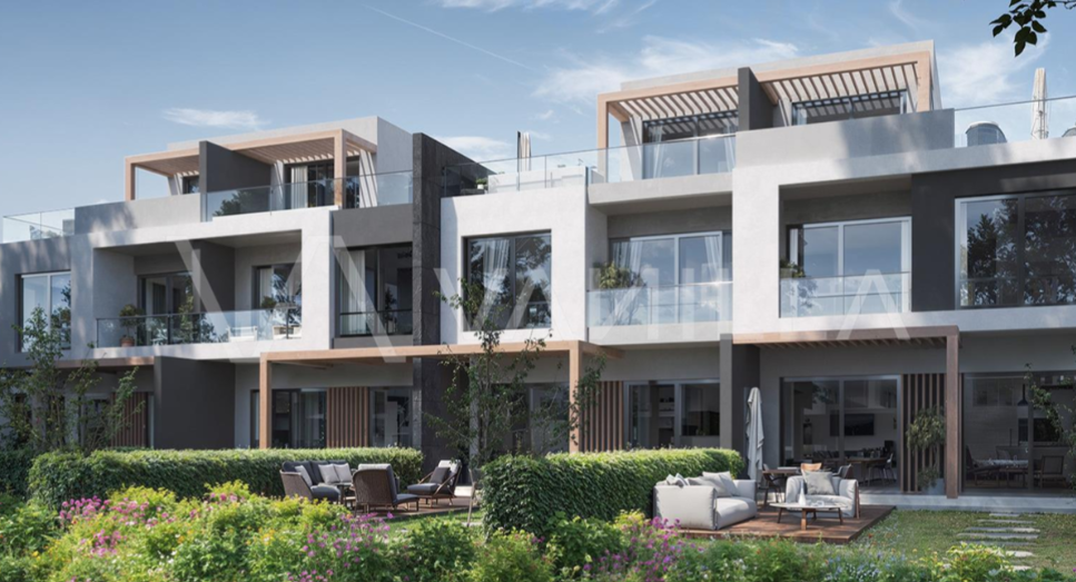 Town House, 5 BR in Bamboo lll
