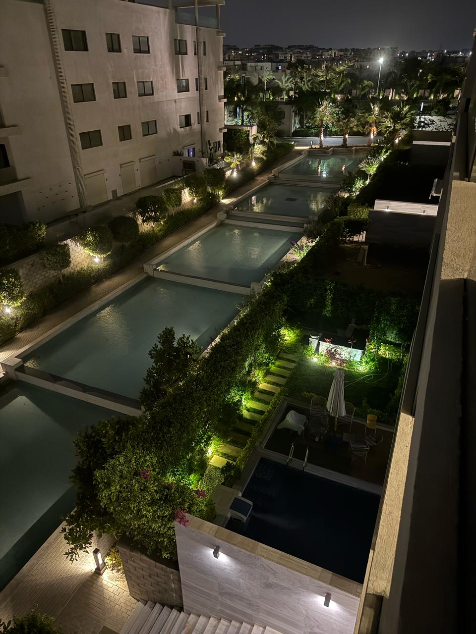 Penthouse, 4 BR in Lake view Residence 2