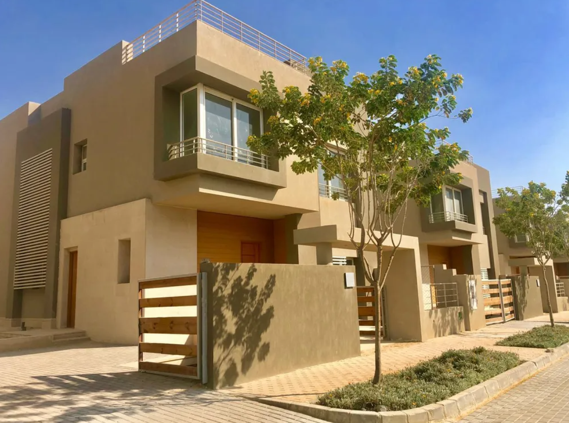 Town House, 3 BR in Palm Hills Golf Extension