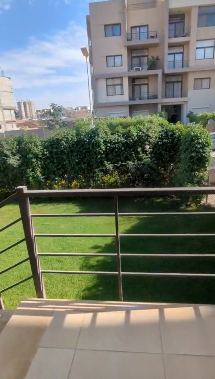 Apartment, 2 BR in Fifth Square Al Marasem