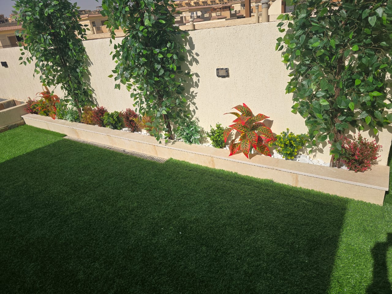 Penthouse, 4 BR in Stone Residence