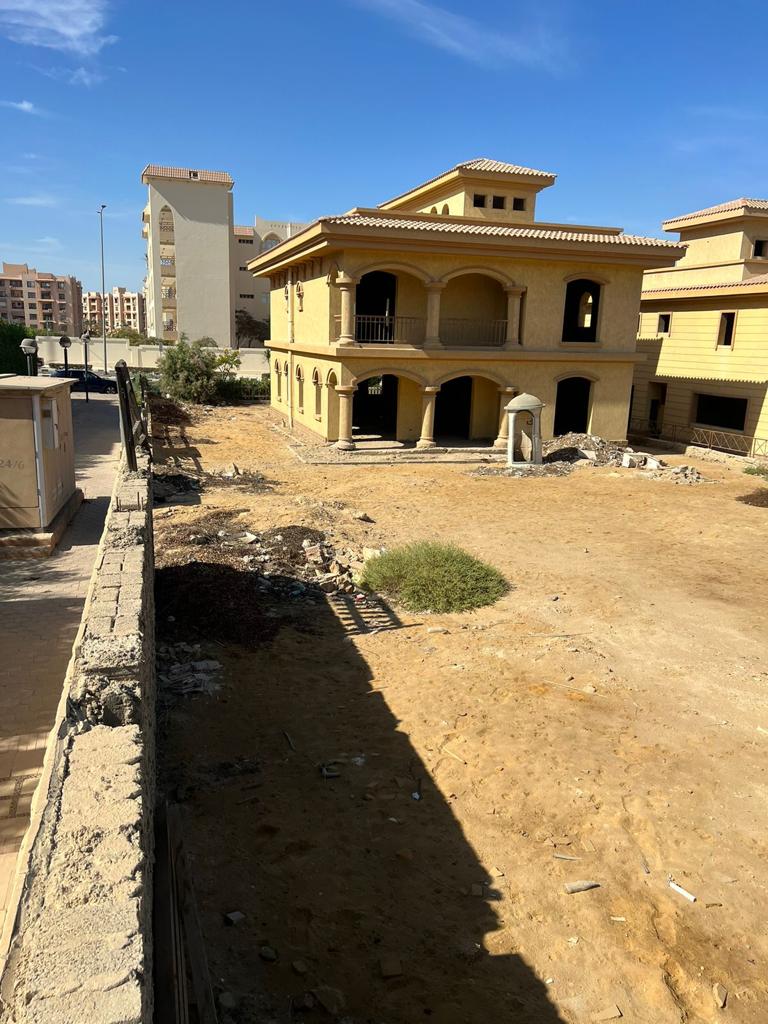 7-Bedroom Villa