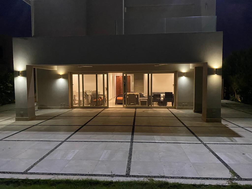 فيلا في هسيندا باي — RE-24373