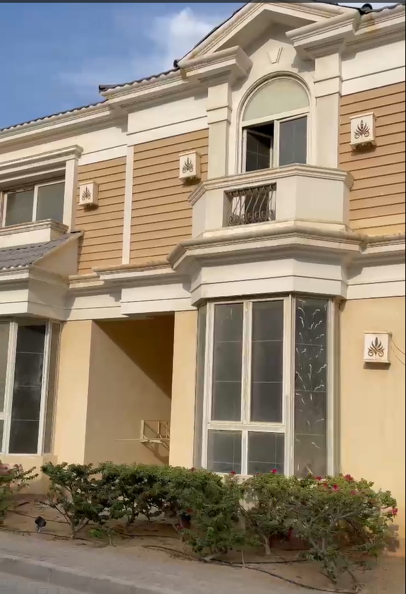 3-Bedroom Town House