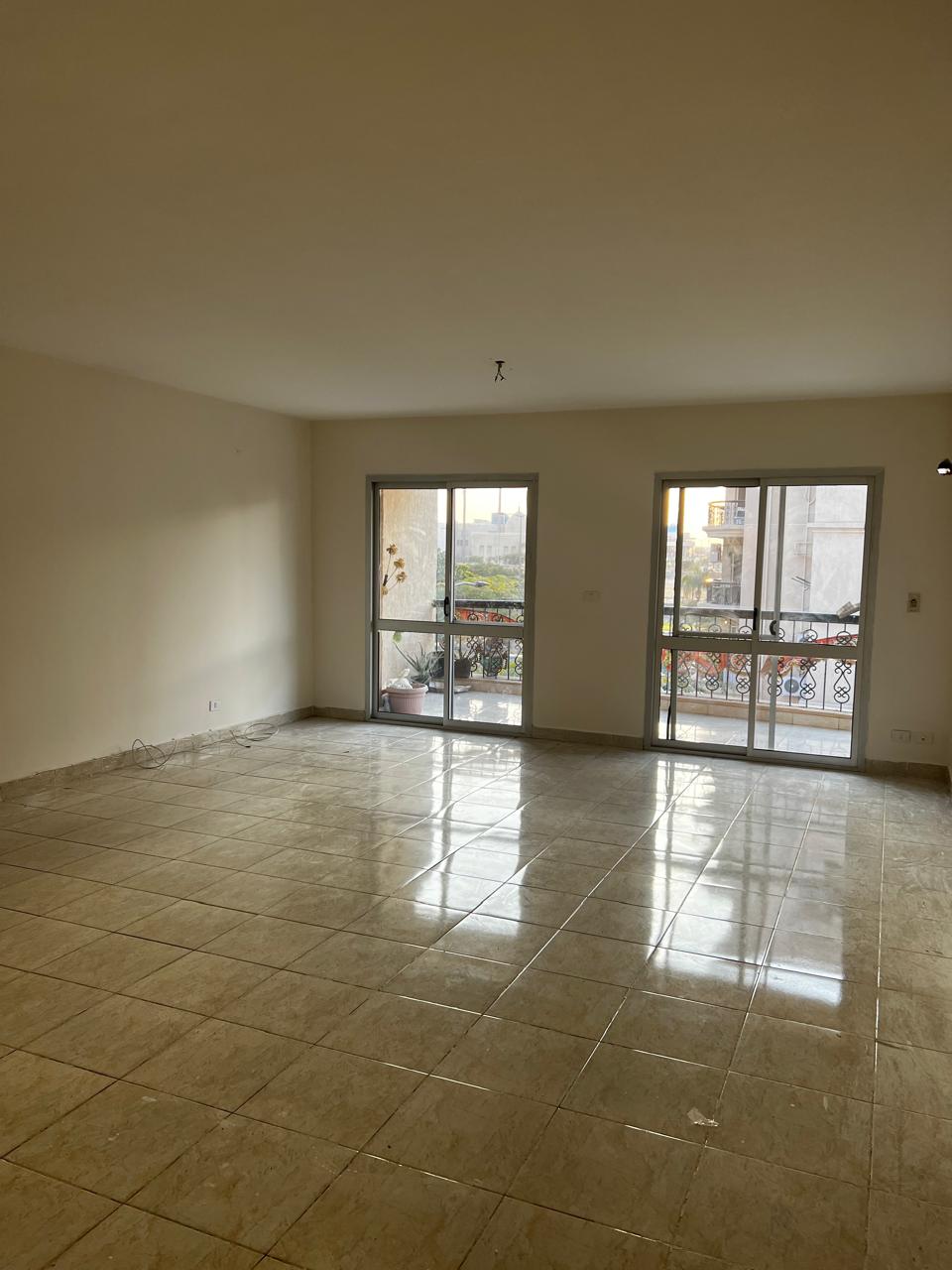 3-Bedroom Apartment