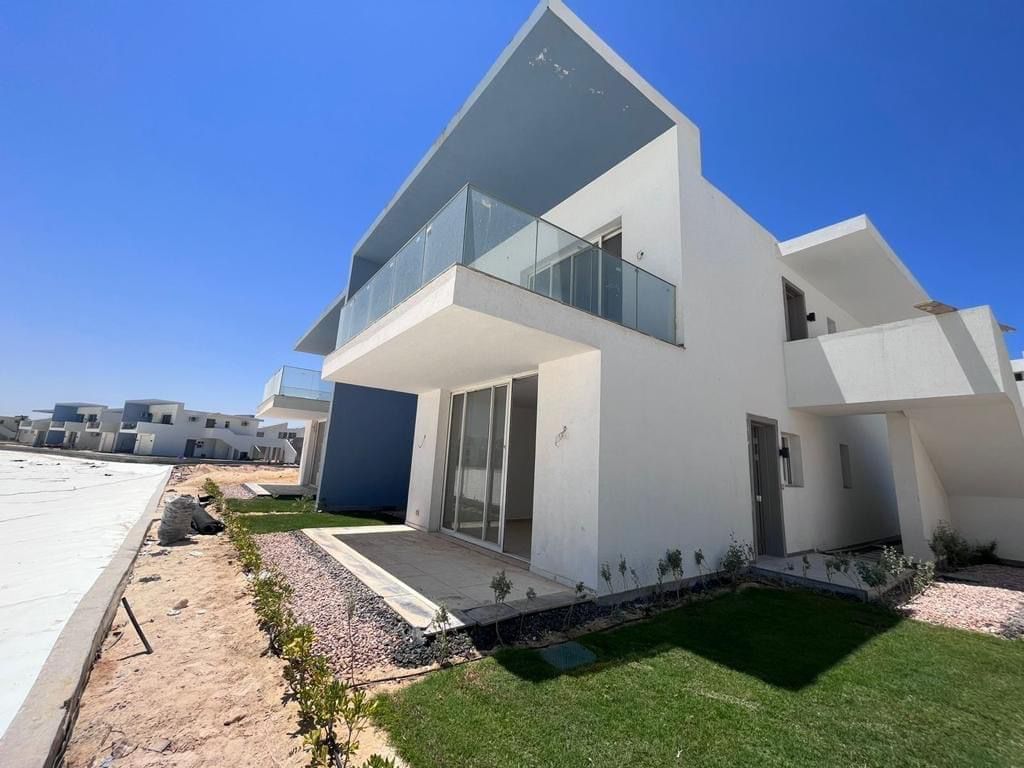 3-Bedroom Town House