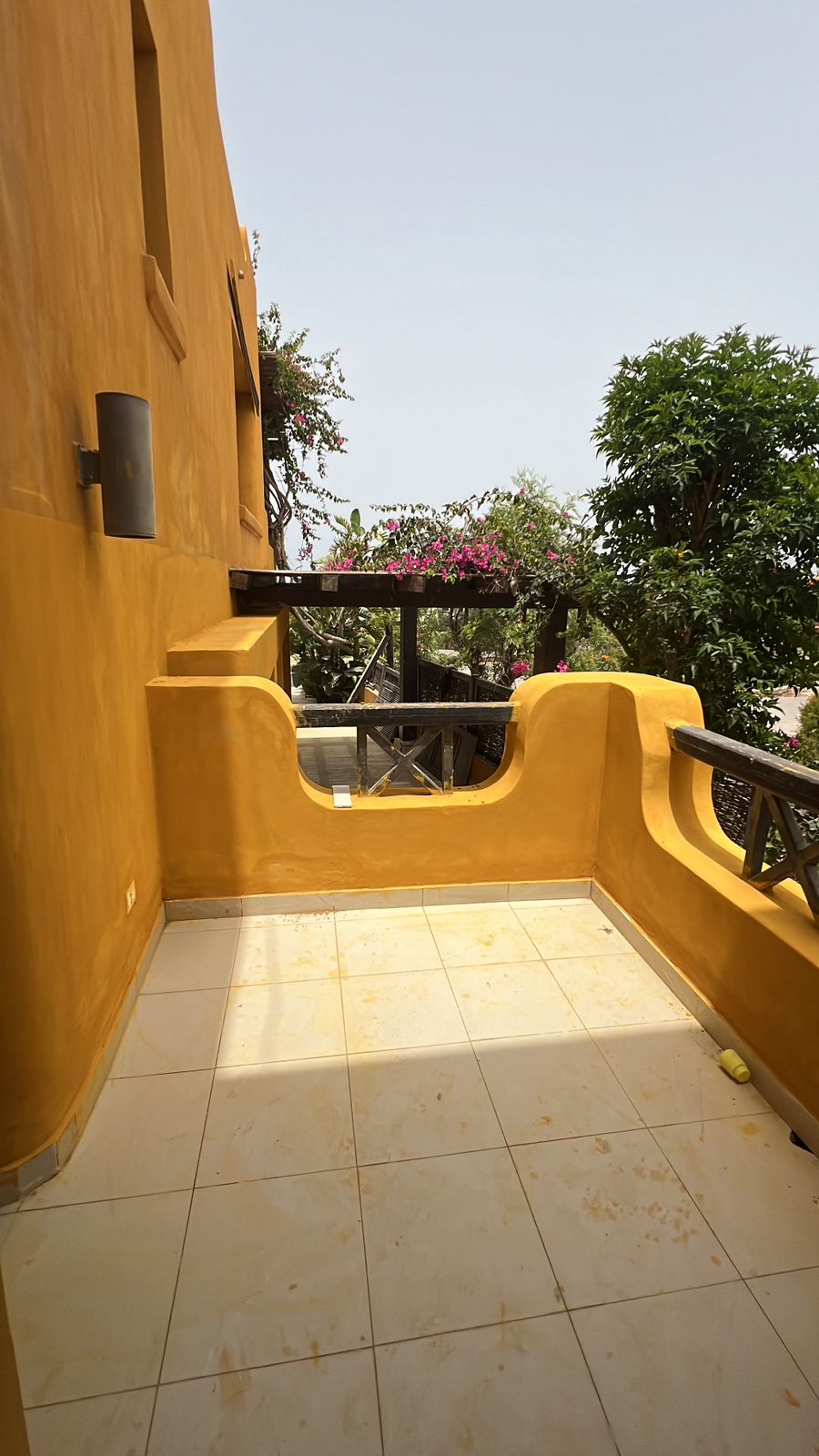 Hacienda Red