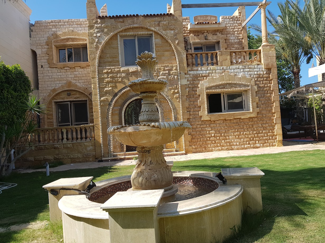 6-Bedroom Villa