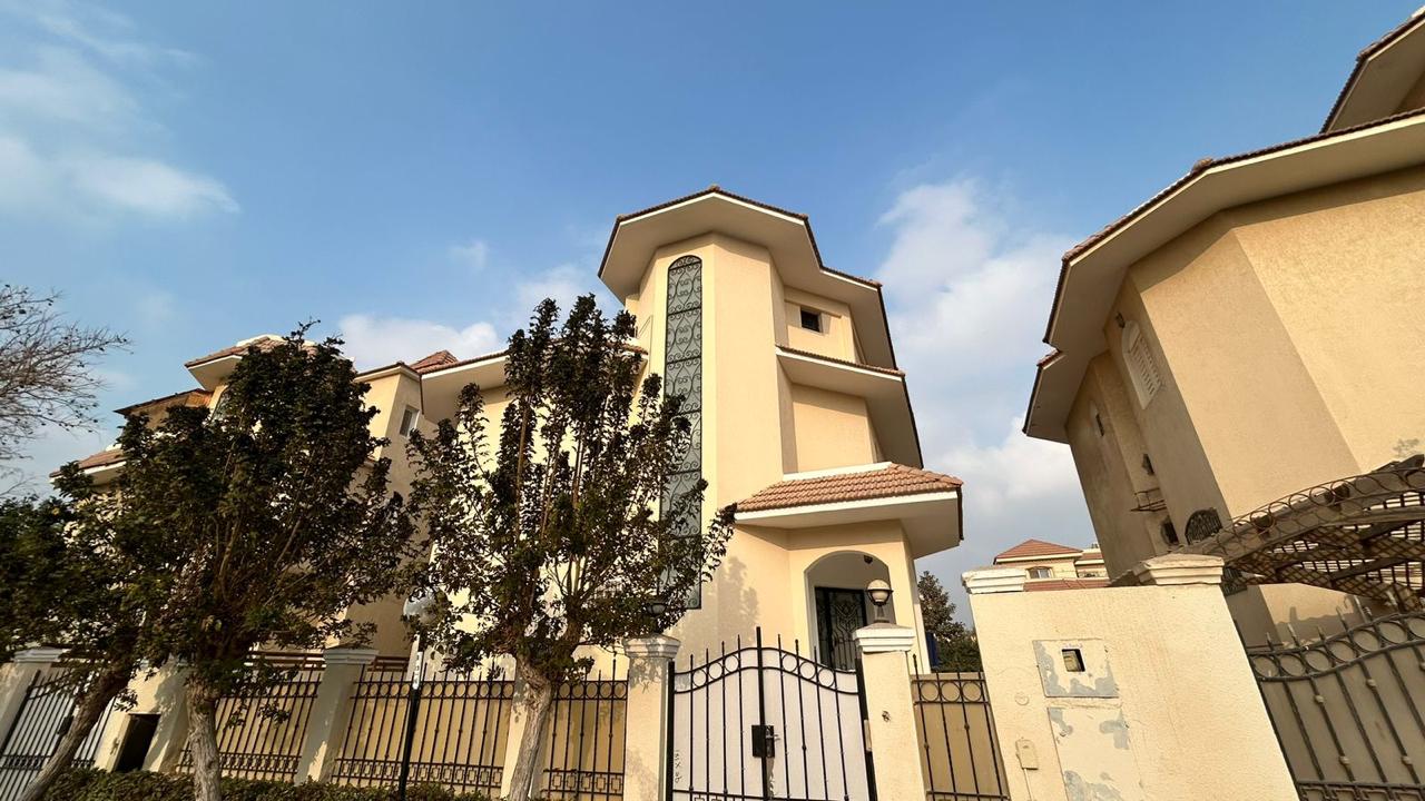 Mena Garden City