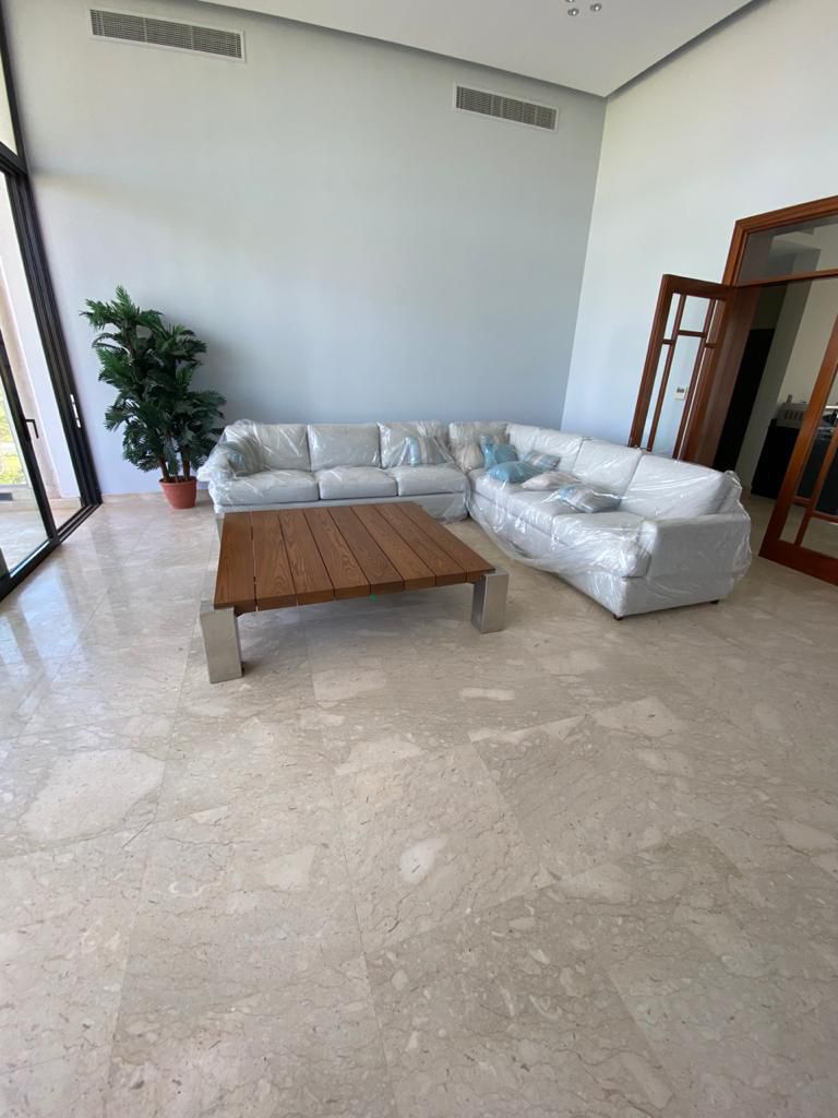 5-Bedroom Villa