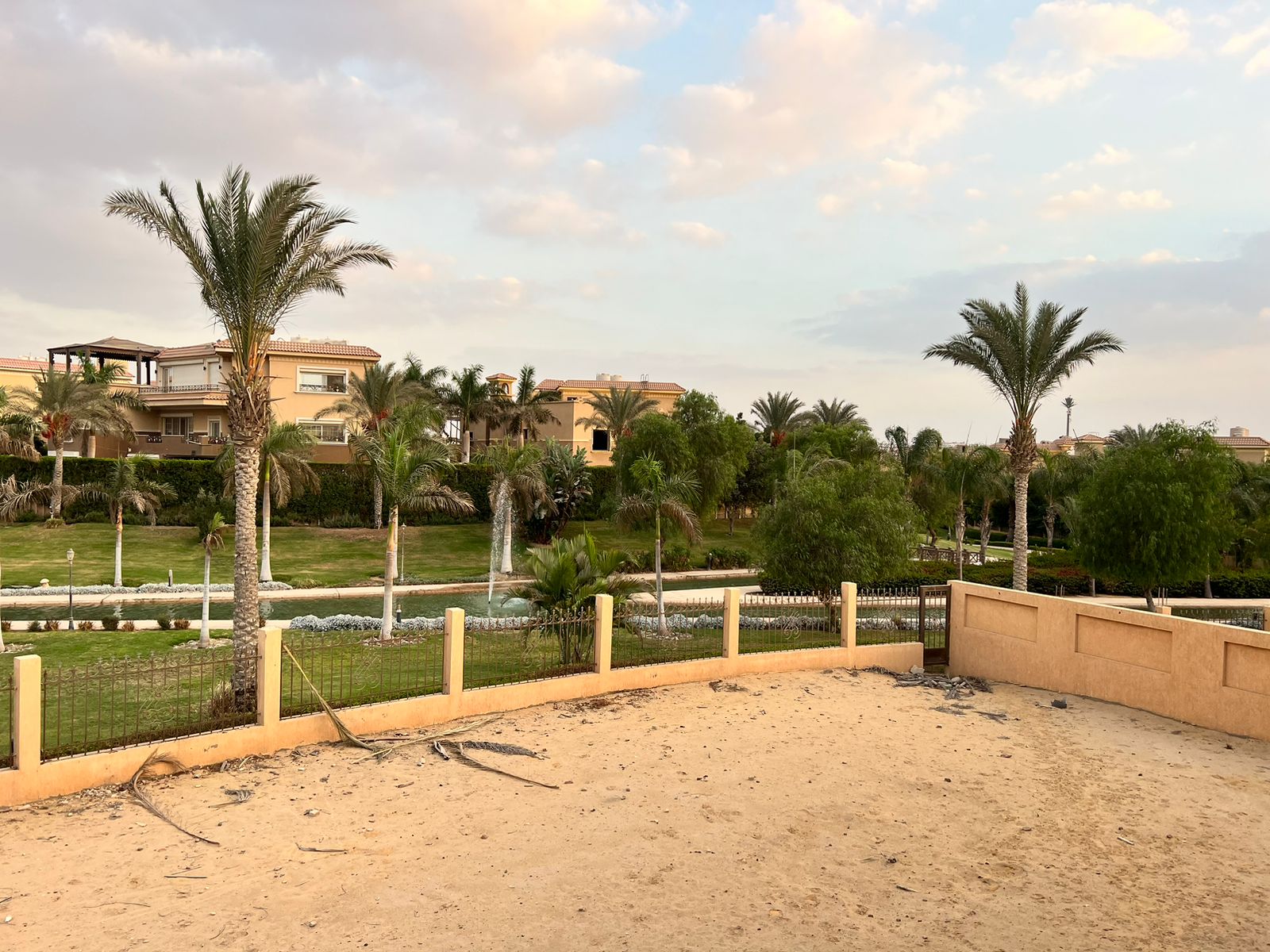 6-Bedroom Villa
