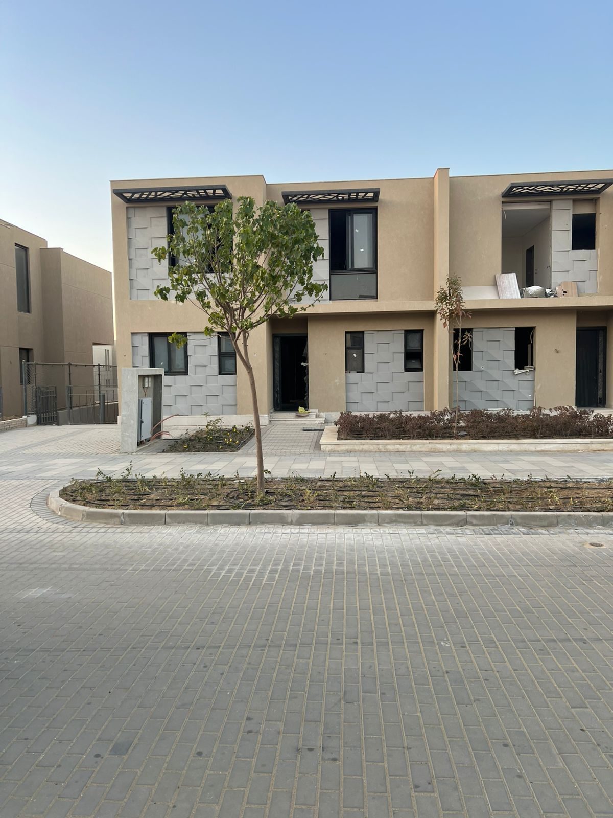 5-Bedroom Twin House